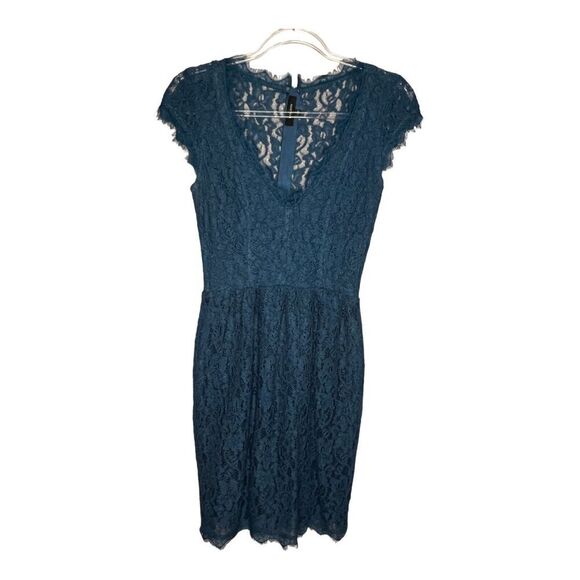Babaton Aritiza Mini Dress Womens Size 2 Tobias V Neck Lace  Blue Lined Body Con - Picture 1 of 11